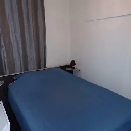 Chez Camille Et Vincent דייפ